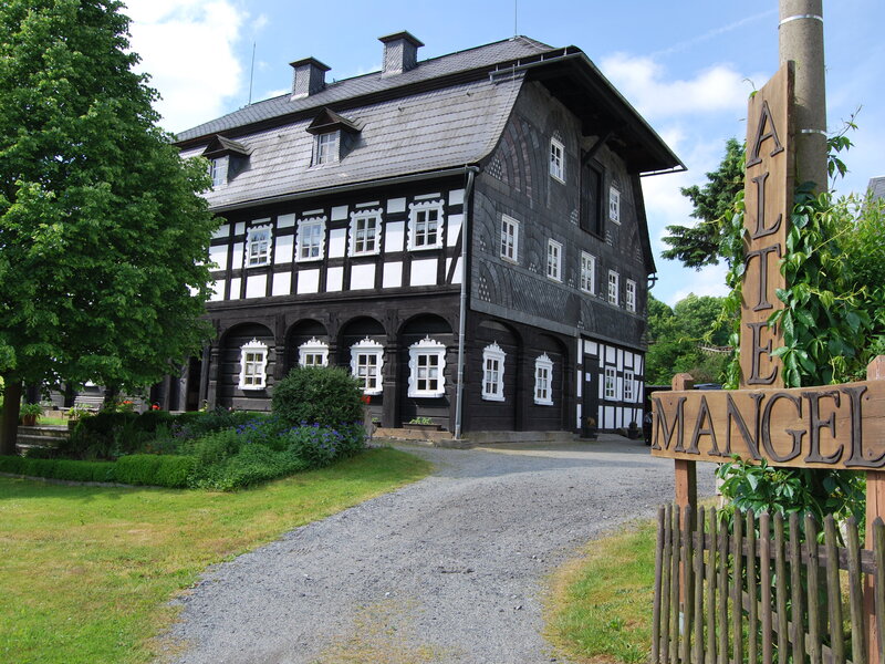 Old mangle" half-timbered house